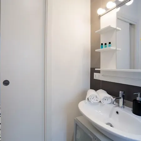 公寓 Domus Aurea 295 *