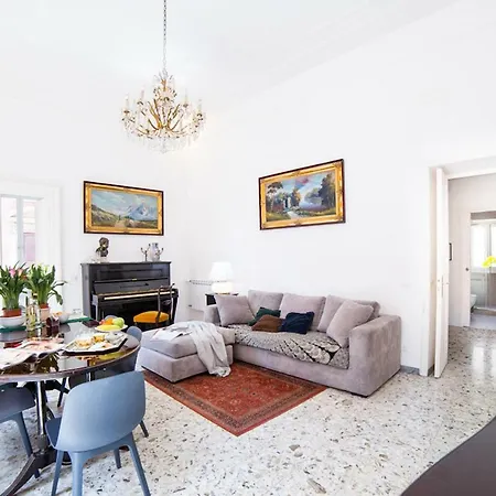 Domus Aurea 295 *