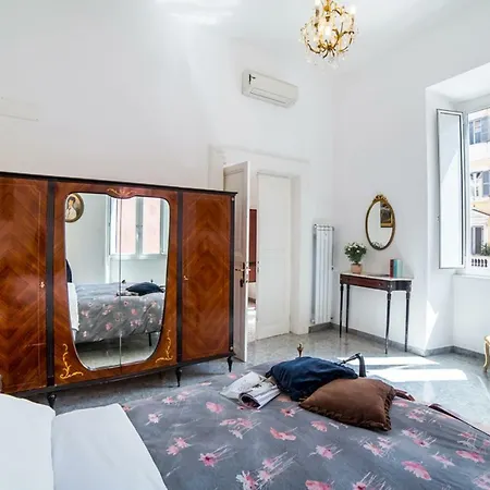 דירה Domus Aurea 295 רומא