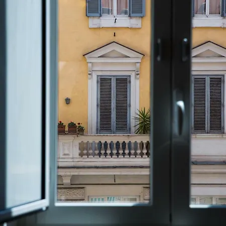 Domus Aurea 295 דירה *