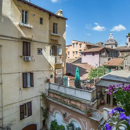 דירה Domus Aurea 295 רומא