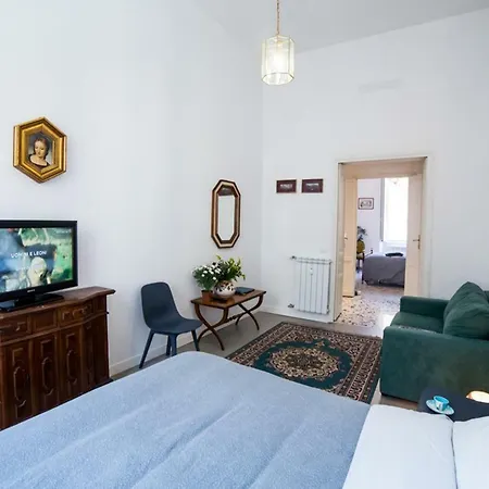 Apartment Domus Aurea 295 *