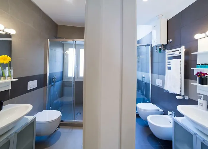 Domus Aurea 295 아파트