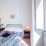 Domus Aurea 295 דירה